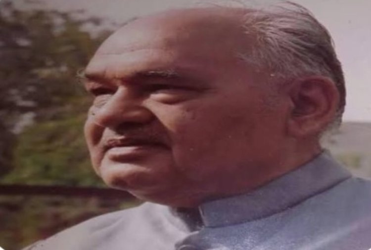 पूर्व सांसद एवं पत्रकार स्वर्गीय चंदूलाल चंद्राकर का 31 वा पुण्यतिथि पर (चंदूलाल चौक)सुपेला चौक में 2 फरवरी को श्रद्धांजलि कार्यक्रम