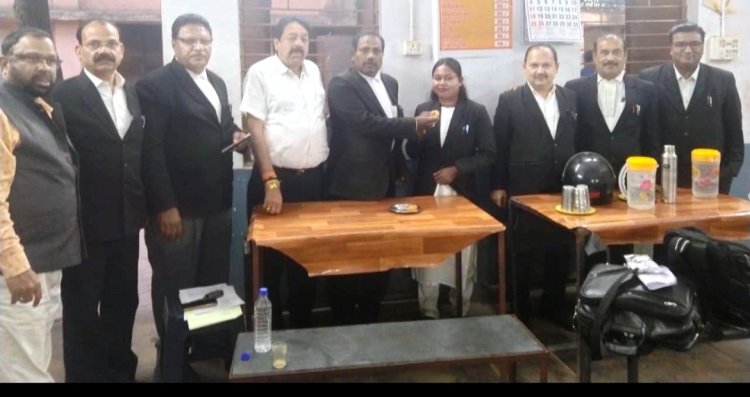 नारायणपुर मैराथन में अधिवक्ता जसोदा सिक्का का शानदार प्रदर्शन, दुर्ग में अधिवक्ताओं ने किया सम्मान