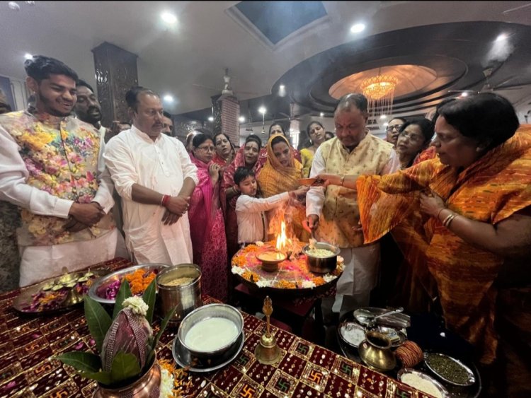 भक्ति गीतों और ढोल-नगाड़ों की धुन पर श्रद्धालु झूमते नजर आए,दुर्ग में निकली पहली बार फाल्गुन एकादशी को बाबा श्याम की ऐतिहासिक निशान ध्वज यात्रा