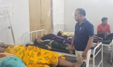 सामूहिक भोज के बाद 40 ग्रामीण हुए फूड पॉइजनिंग के शिकार, अस्पताल में कराया गया भर्ती