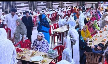 रोजा-इफ्तार में की गई अमन की दुआएं