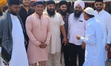 नमाज के बाद गले मिलकर दी ईद की मुबारकबाद, भिलाई में गूंजा भाईचारे का संदेश