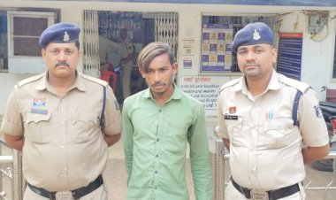 शराब के पैसे नहीं मिलने पर बेटे ने अपने ही घर में लगाई आग, गिरफ्तार