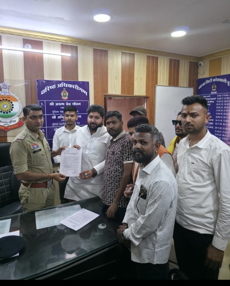 दुर्ग : राहुल गांधी के खिलाफ आपत्तिजनक टिप्पणी पर कंगना रनौत के विरुद्ध शिकायत, एफआईआर की मांग