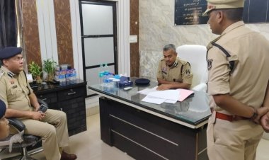 आईजी अभिषेक शांडिल्य का दुर्ग दौरा, एसपी कार्यालय व थाना मोहननगर का किया वार्षिक निरीक्षण