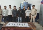 भीड़भाड़ वाले उर्स मेले में हथियार लेकर घूम रहे 7 युवक पकड़े गए