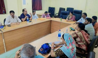 वार्डों की समस्याओं पर महापौर अलका बाघमार गंभीर, पाइपलाइन लीकेज और जल बर्बादी रोकने के निर्देश