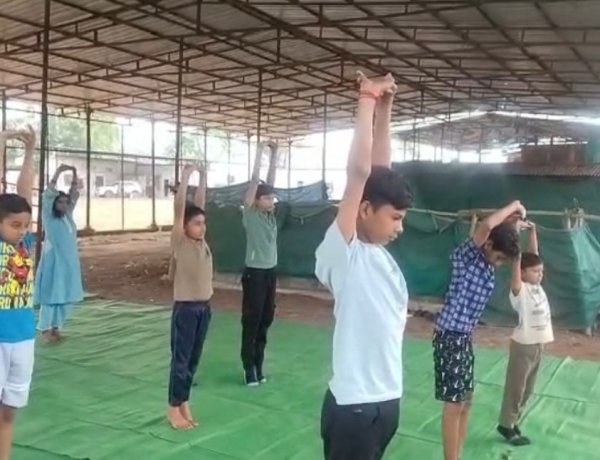पतंजलि परिवार का ग्रीष्मकालीन शिविर शुरू, योग के साथ जीवन मूल्यों की सीख