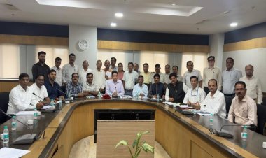 सरकारी कर्मचारियों के लिए कैशलैस चिकित्सा योजना अंतिम चरण में, मंत्रालय में हुई अहम बैठक