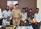 दुर्ग पुलिस की अनूठी पहल, हत्या और लूटकांड के खुलासे में सहयोग देने वाले नागरिकों को स्मृति चिन्ह देकर किया सम्मानित