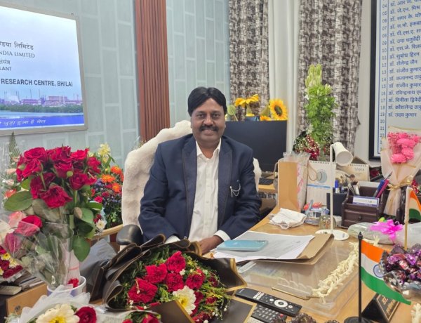 जन्मभूमि से कर्मभूमि तक: सेक्टर-9 अस्पताल के मेडिकल हेड बने डॉ. उदय