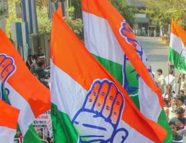 कांग्रेस का ऐलान: पार्टी कार्यक्रमों में वंदे मातरम के सिर्फ दो पैरा गाए जाएंगे