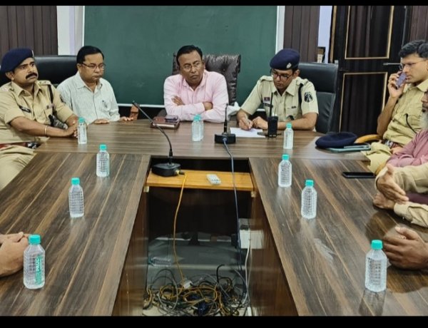 दुर्ग : ईद मिलाद-उन-नबी को लेकर पुलिस-प्रशासन अलर्ट, मुस्लिम कमेटी के साथ बैठक में जुलूस की व्यवस्था पर चर्चा