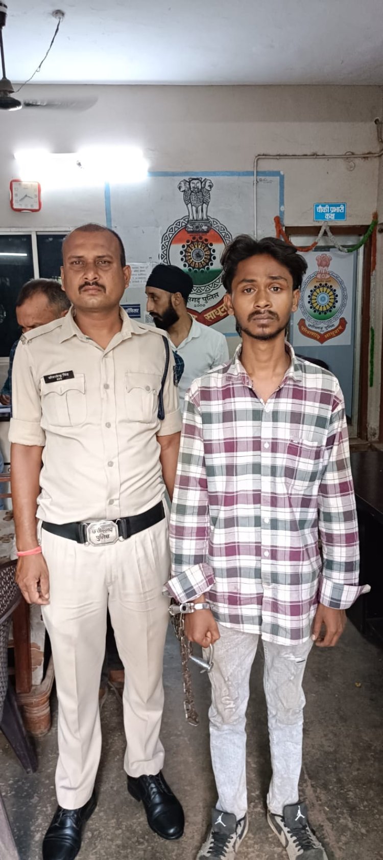 महिला से छेड़छाड़ करने वाला आरोपी गिरफ्तार: स्मृतिनगर पुलिस की त्वरित कार्रवाई, सीसीटीवी और तकनीकी साक्ष्यों से 24 घंटे के भीतर दबोचा