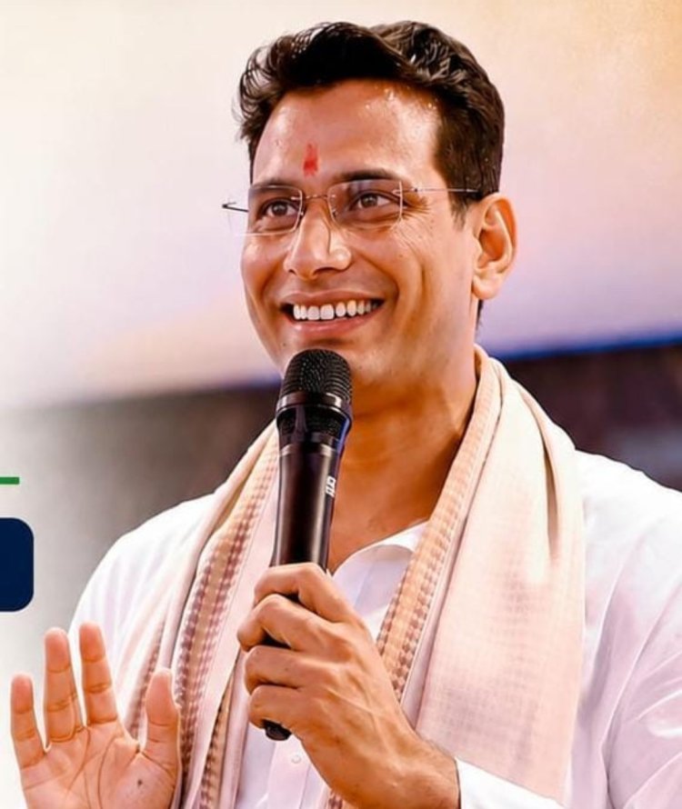 भिलाई में डेंगू की दस्तक के बाद विधायक देवेंद्र यादव अलर्ट, संवेदनशील इलाकों में निगरानी और सफाई बढ़ाने के निर्देश