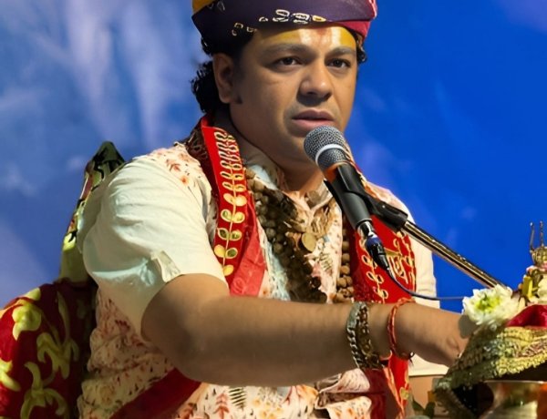 बाबा रामदेव मंदिर में भक्ति की बही गंगा, देवी भागवत कथा के दूसरे दिन राजीव कृष्ण महाराज ने बताया स्त्री शिक्षा का महत्व