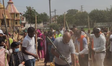 गांधी-शास्त्री जयंती पर विधायक ललित चंद्राकर ने नेवई में चलाया स्वच्छता अभियान