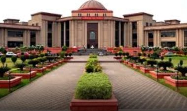 CGPSC की लापरवाही पर हाईकोर्ट सख्त, उत्तरपुस्तिका से 4 पन्ने गायब मिलने पर 50 हजार रुपये का जुर्माना