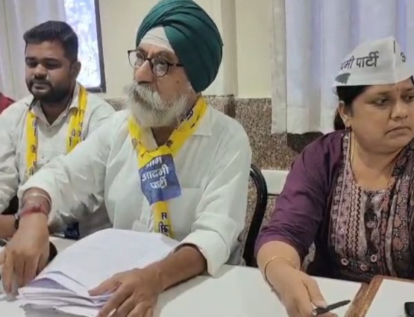 हथखोज इंजीनियरिंग पार्क में सुरक्षित जमीनों के आवंटन पर AAP ने उठाए सवाल, कलेक्टर से जांच की मांग